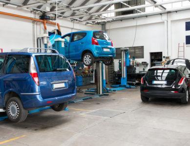 usługi i prace wykonywane w środku warsztatu firmy motopasja24